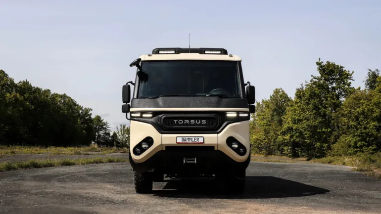 Torsus Praetorian Liberra: O Motorhome Para Quem Acha um Iate Coisa de Pobre 9 Torsus-Praetorian-Liberra