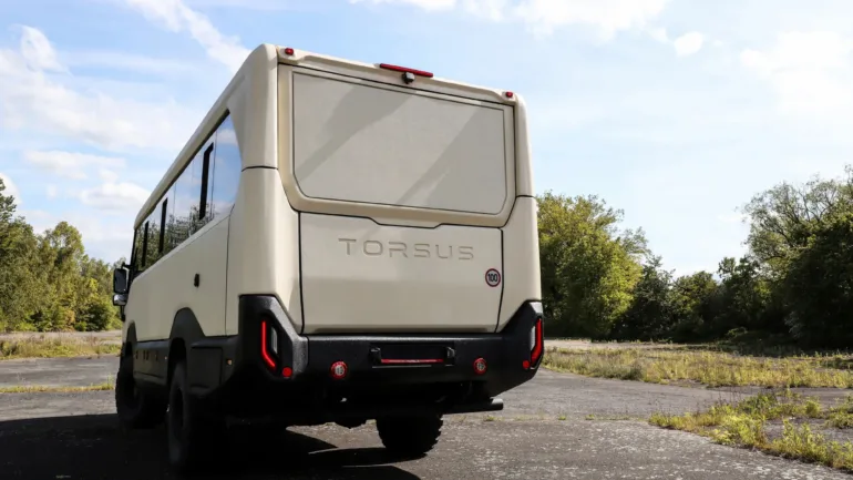 Torsus Praetorian Liberra: O Motorhome Para Quem Acha um Iate Coisa de Pobre 10 Torsus-Praetorian-Liberra