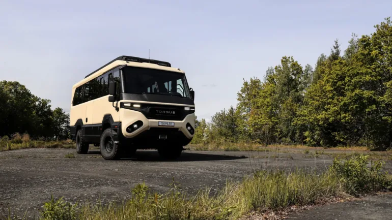 Torsus Praetorian Liberra: O Motorhome Para Quem Acha um Iate Coisa de Pobre 8 Torsus-Praetorian-Liberra