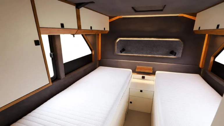 Torsus Praetorian Liberra: O Motorhome Para Quem Acha um Iate Coisa de Pobre 5 Torsus-Praetorian-Liberra