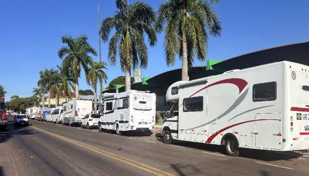 Vem aí a Caravana "Caminhos do Paraná" nos Campos Gerais: Uma Iniciativa que Apoiamos de Coração! 3 Caravana de Motorhomes - Caminhos do Paraná - Campos Gerais