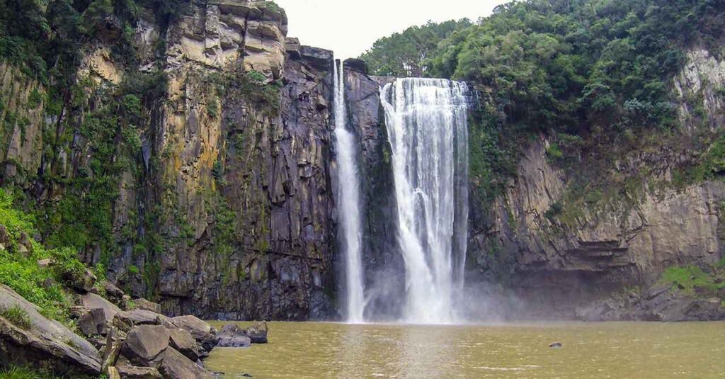 Vem aí a Caravana "Caminhos do Paraná" nos Campos Gerais: Uma Iniciativa que Apoiamos de Coração! 2 Salto Barão do Rio Branco - Campos Gerais - Caminhos do Paraná